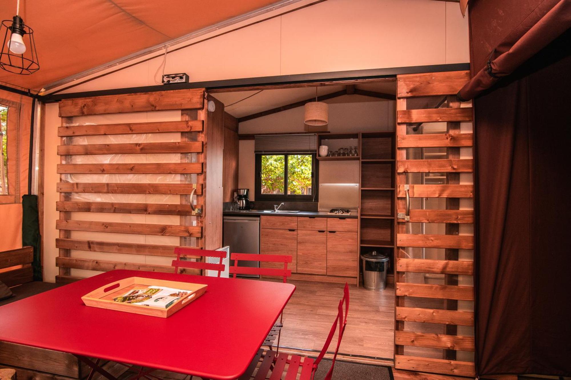 Camping Onlycamp Du Moulin Клисон Екстериор снимка