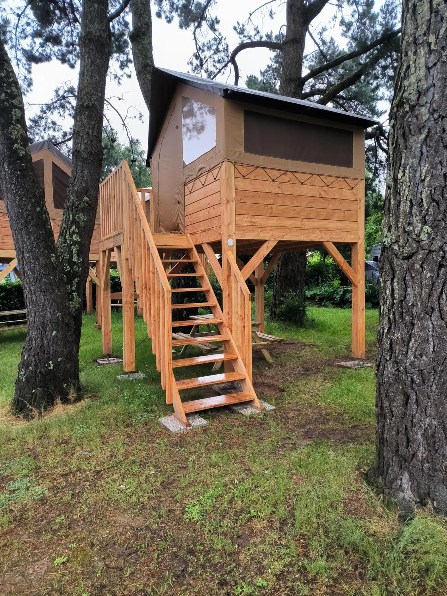 Camping Onlycamp Du Moulin Клисон Екстериор снимка