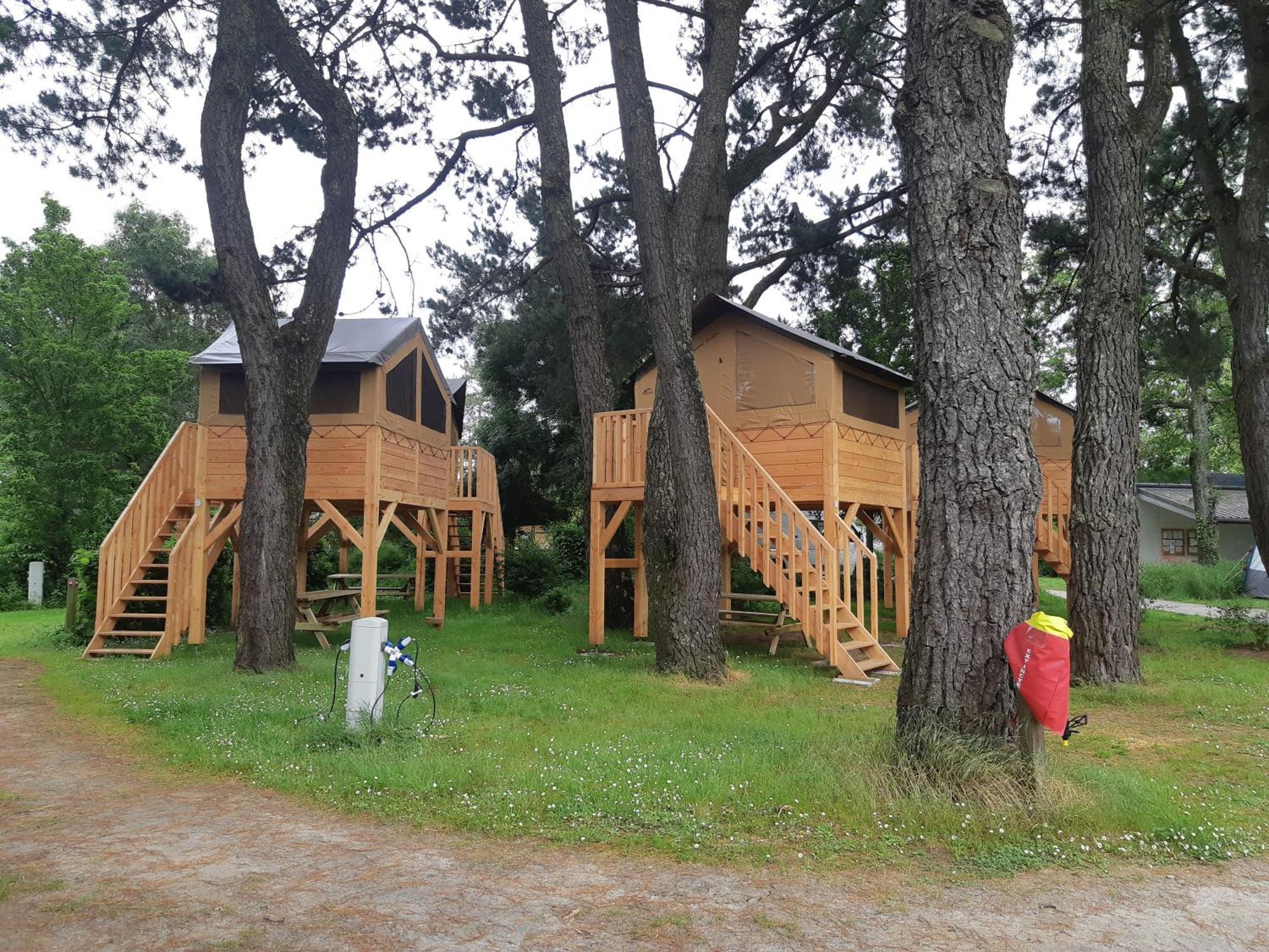 Camping Onlycamp Du Moulin Клисон Екстериор снимка